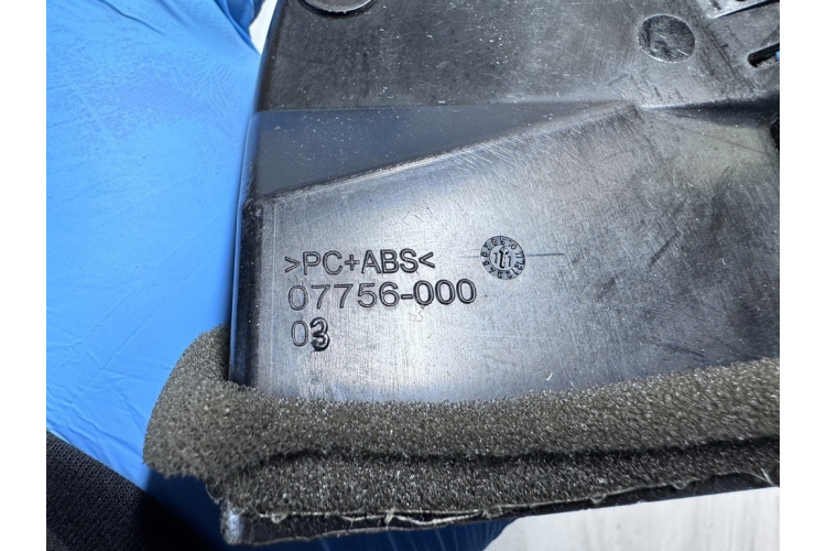 Дефлектор салону Volvo V60 2011-2018 07756000