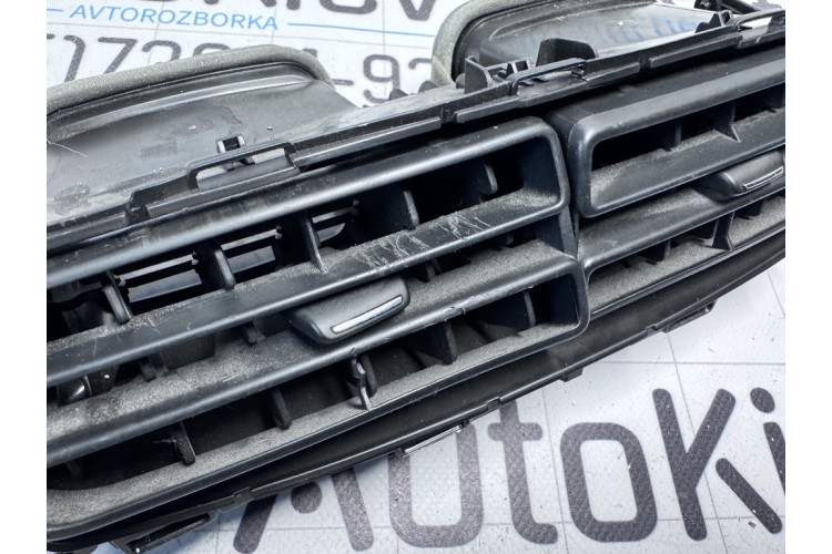 Дефлектор салону Citroen C-Elysee 2016-2024 9676476977