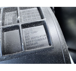 Задній центральний дефлектор Kia Sportage 2016-2021