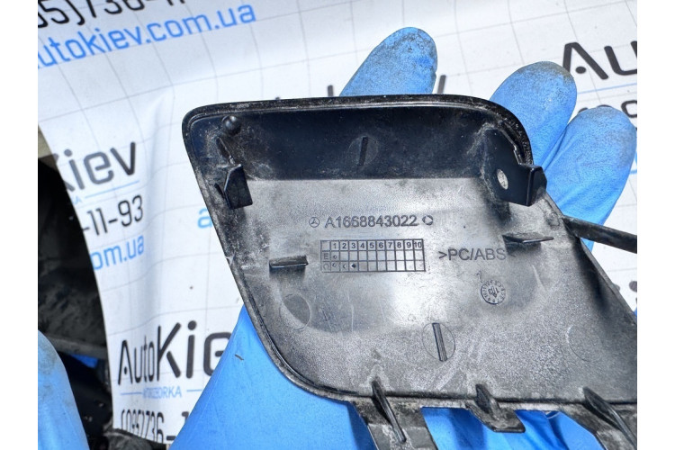 Крышка заднего буксировочного крюка Mercedes Benz GL X166 2012-2019 A1668843022