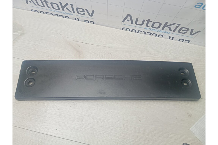 Кронштейн номерного знаку Porsche Cayenne 2010-2017 7P5807287G