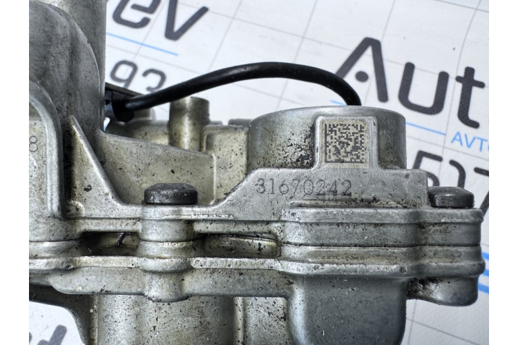 Масляний насос Volvo XC90 2014+ 31670242