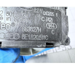 Моторчик заслінки обігрівача Audi A4 [B7] 2005-2007