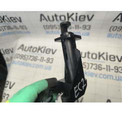 Кронштейн крепления боковой панели багажника Mercedes-Benz W169 2004-2012