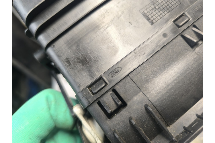 Дефлектор салону Ford Mondeo III 2000-2007 4S71A018B09