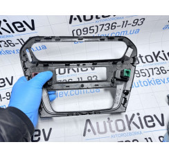 Центральна консоль / рамка панелі приладів Citroen C-Elysee 2016-2024