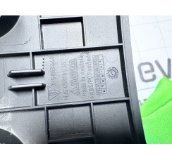 Гніздо прикурювача в задньому тунелі Porsche Cayenne 2010-2017