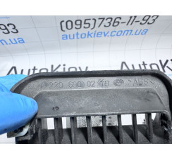 Вентиляционная решетка панели приборов Mercedes-Benz S W220 1998-2005