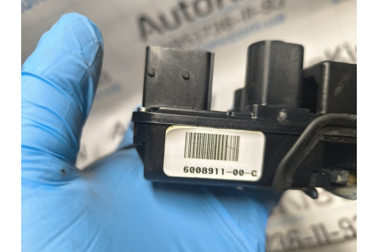 Замок двері задньої Tesla Model S 2012-2016 600891100C