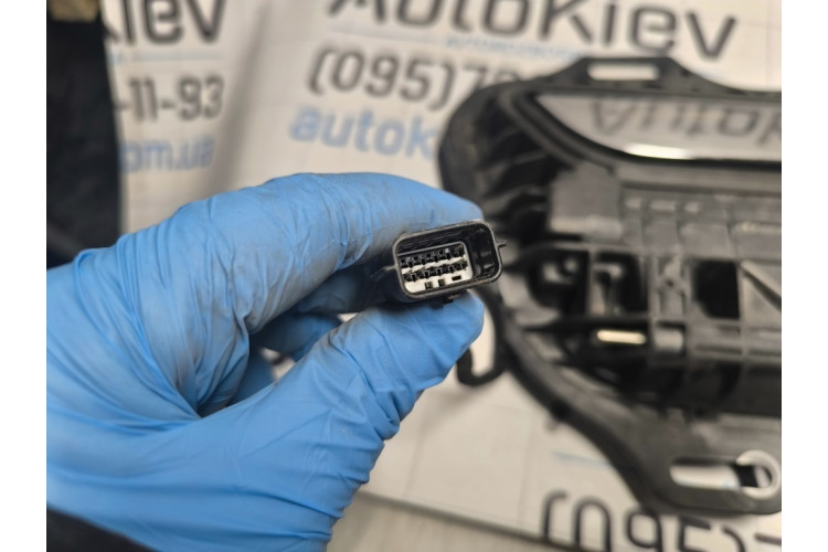 Ручка двери внешняя задняя правая Tesla Model S 2012-2015 дорест в сборе GEN 2 102159900C Ручка двери внешняя задняя правая Tesla Model S 2012-2015 дорест в сборе GEN 2 102159900C