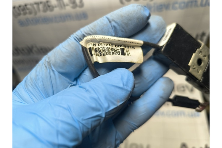 Антенний підсилювач Tesla Model S 2012-2017 101200201A