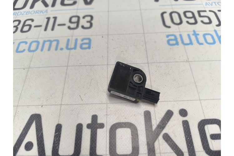 Датчик удара Tesla Model S 2012-2017 100901700A Датчик удара Tesla Model S 2012-2017 100901700A