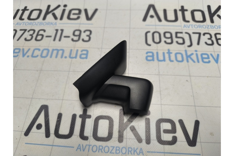 Облицювання стійки дзеркала заднього виду Tesla Model S 2012-2017 100836900A