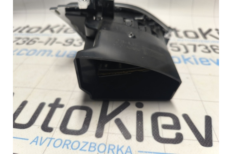 Дефлектор салону Tesla Model S 2012-2017 100783400С