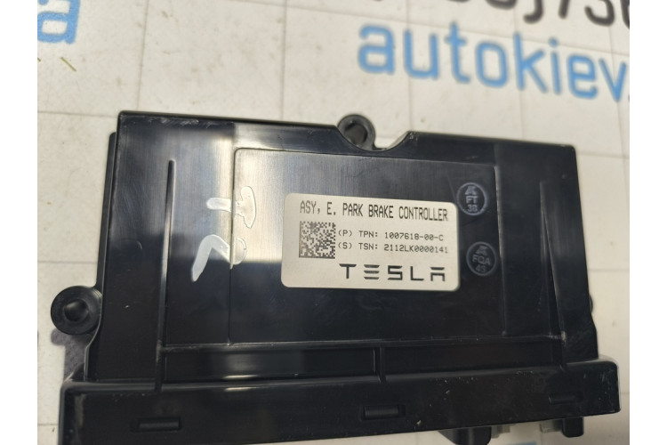 Блок/модуль керування стоянковим гальмом Tesla Model S 2012-2017 100761800C
