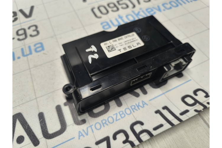 Блок/модуль керування стоянковим гальмом Tesla Model S 2012-2017 100761800C