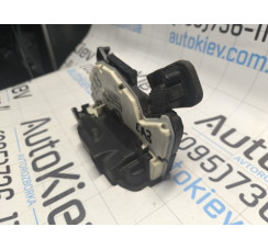 Замок задніх дверей Volkswagen Golf VII 2012-2020