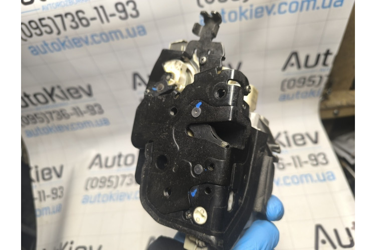 Замок дверей Audi A8 S8 D4 4H 2010-2017 4H1837016