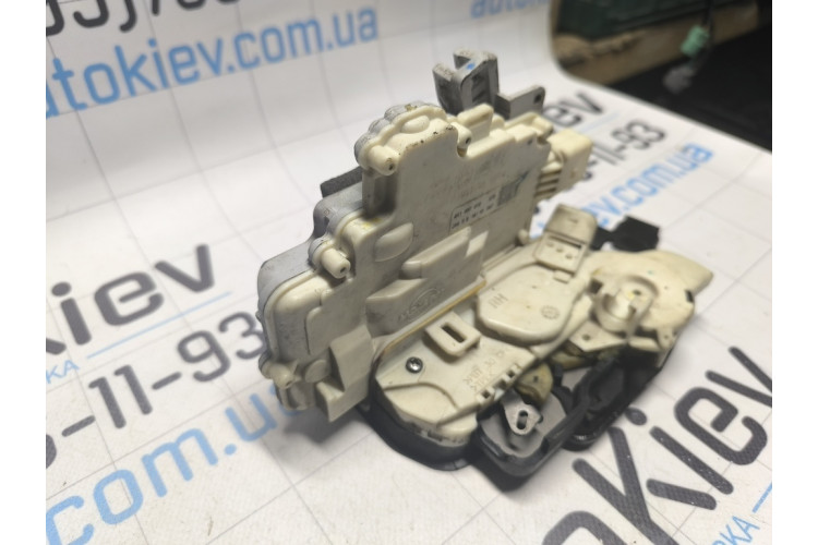 Замок дверей Audi A8 S8 D4 4H 2010-2017 4H1837016