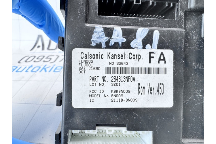 Блок комфорта Nissan Leaf I 2010-2017 284B13NF0A