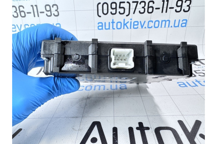 Блок управління гальмом стоянки Nissan Leaf I 2010-2017 478803NF0A