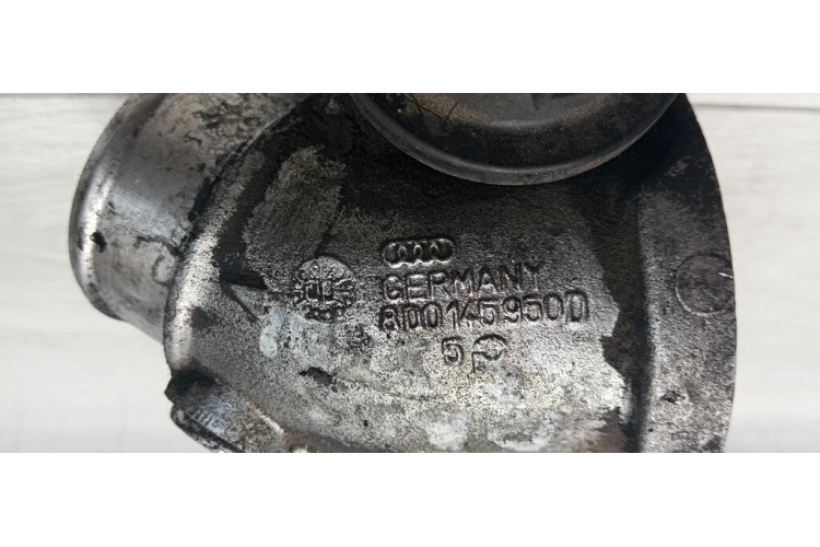 Дроссельная заслонка Audi A4 B5 1994-2001 8D0145950D