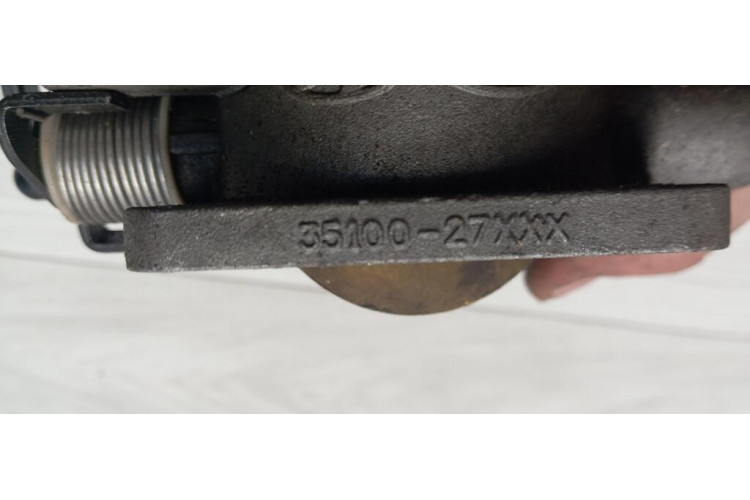 Дросельна заслінка у зборі Hyundai Tucson 2004-2010 3510027XXX