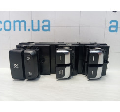 Блок кнопок склопідйомника Kia Sportage 2016-2021
