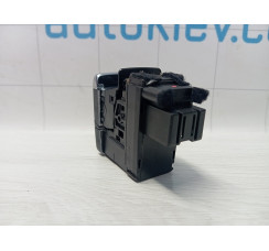 Кнопка фіксатора гальма стоянки Audi A8 [4H] 2010-2017