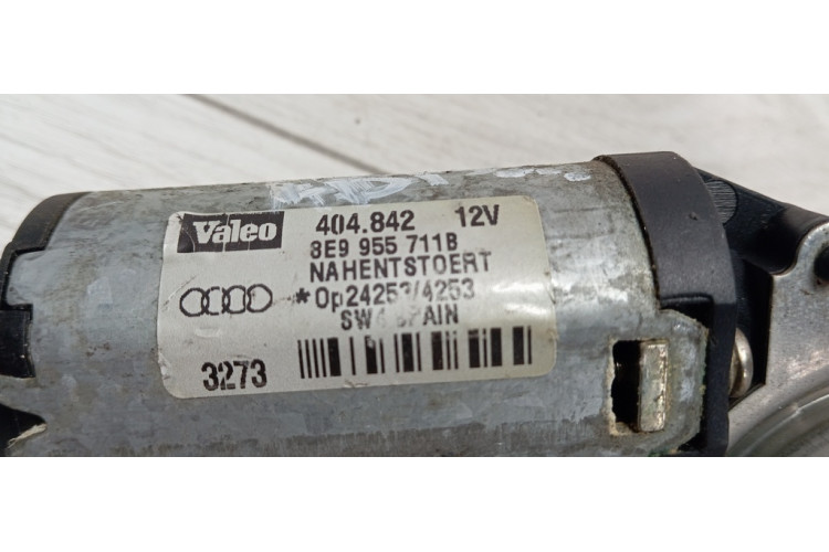 Мотор склоочисника заднього скла Audi A4 B7 2005-2007 8E9955711B Мотор склоочисника заднього скла Audi A4 B7 2005-2007 8E9955711B