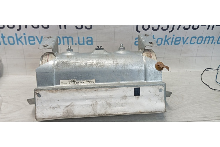 Подушка безпеки пасажирська в торпедо Audi A4 [B5] 1994-2001 8D0880201J