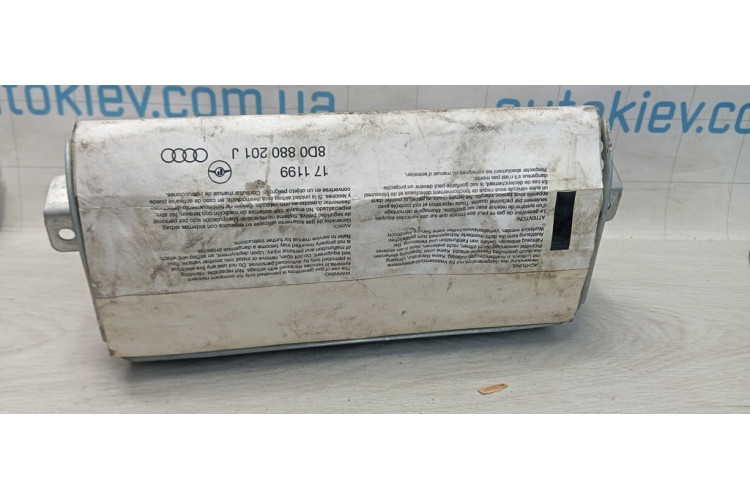 Подушка безпеки пасажирська в торпедо Audi A4 [B5] 1994-2001 8D0880201J