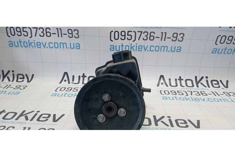 Шків насоса гідропідсилювача керма (ГПК) Mercedes-Benz W203 2000-2006 A6112300115
