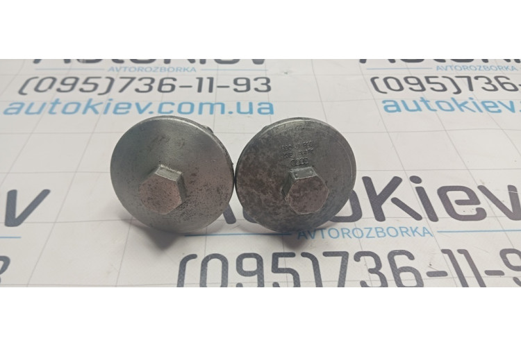 Кріплення/утримувач масляного фільтра Audi A6 C5 1997-2004 059117063 Кріплення/утримувач масляного фільтра Audi A6 C5 1997-2004 059117063