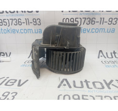Двигун вентилятора пічки (обігрівача салону) Volkswagen Transporter T5 2003-2015