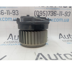 Двигун вентилятора пічки (обігрівача салону) Audi A6 C7 4G 2011-2018