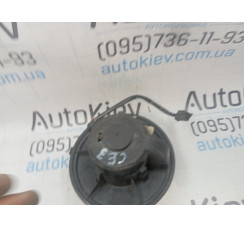 Двигун вентилятора пічки (обігрівача салону) Audi A4 B5 1994-2001