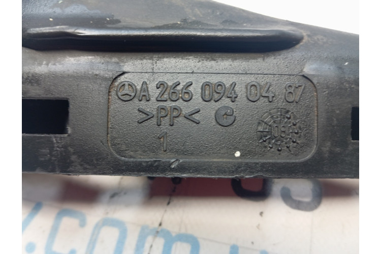 Воздухозаборный патрубок Mercedes-Benz W169 2004-2012 A2660940487