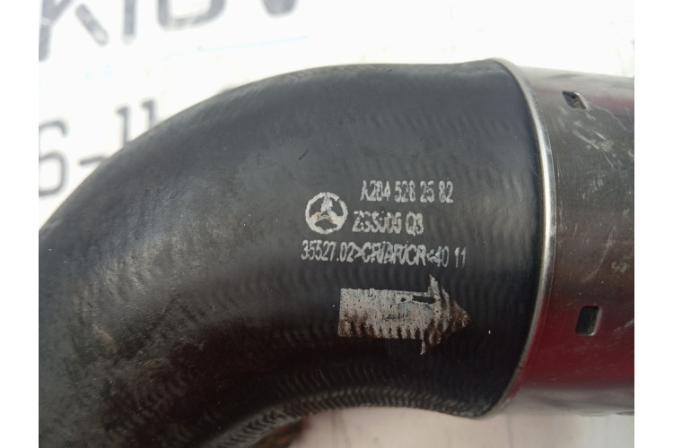 Патрубок интеркуллера Mercedes Benz W204 2007-2015 A2045282582 Патрубок интеркуллера Mercedes Benz W204 2007-2015 A2045282582
