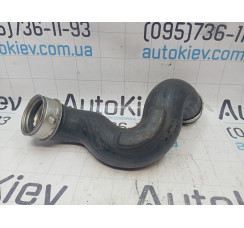 Шланг/патрубок интеркулера, правый Mercedes-Benz W203 2000-2006