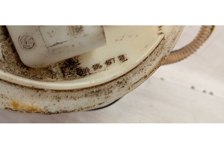 Модуль топливного насоса с датчиком уровня топлива Audi A6 C5 1997-2004 4B0906087BD