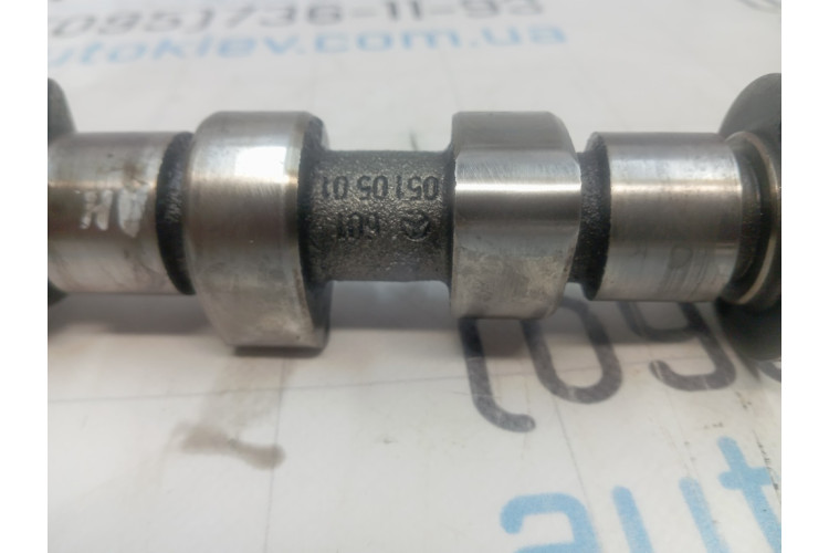 Розподільний вал Mercedes-Benz W124 1984-1993 A6010510501 Розподільний вал Mercedes-Benz W124 1984-1993 A6010510501