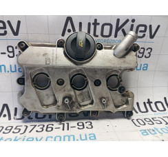 Клапанна кришка Audi A4 B8 2007-2015