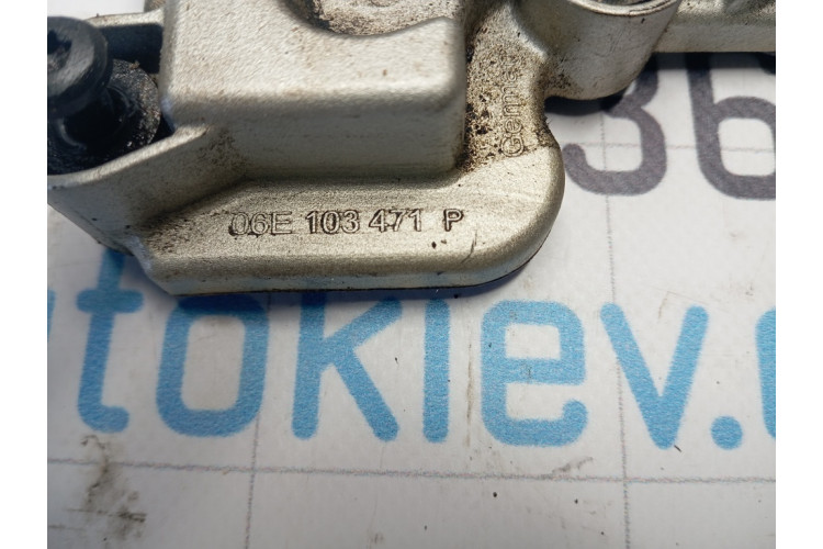 Клапанна кришка Audi A4 B8 2007-2015 06E103471P