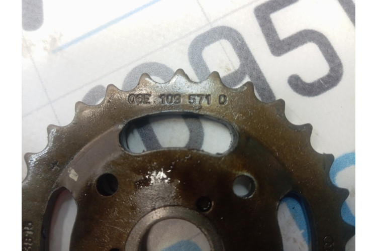 Зірка-шестерня приводу розподіляла двигуни Audi A6 C7 4G 2011-2018 06E109571D