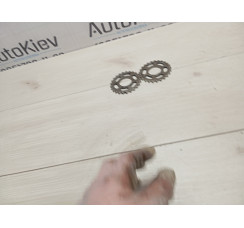 Шестерня натяжителя цепи грм Audi A6 C6 4F 2004-2011