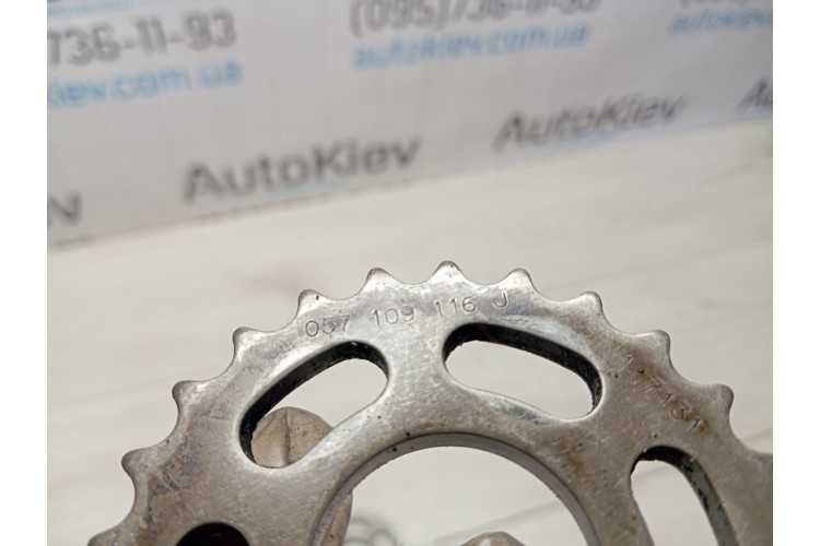 Шестерня натягувача ланцюга грм Audi A6 C6 4F 2004-2011 057109116J