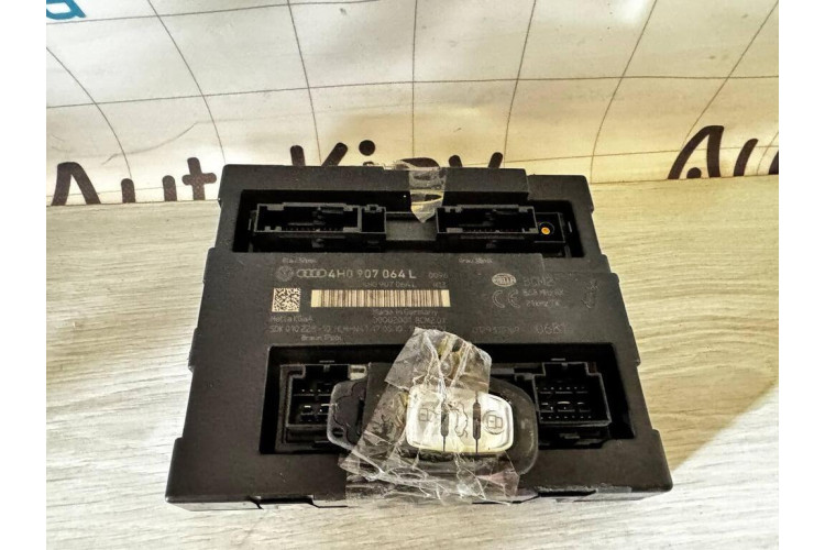 Модуль/контроллер комфорта с ключом Audi A8 S8 D4 4H 2010-2017 4H0907064L Модуль/контроллер комфорта с ключом Audi A8 S8 D4 4H 2010-2017 4H0907064L