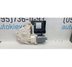 Двигун склопідйомника двері передньої, правої Audi A3 8P 2003-2013