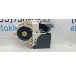 Двигун склопідйомника двері передньої, правої Audi A3 8P 2003-2013